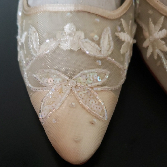 Caparros Cream Mesh Flower Beaded 3.5" Heel Slingback Pumps - Picture 3 of 14